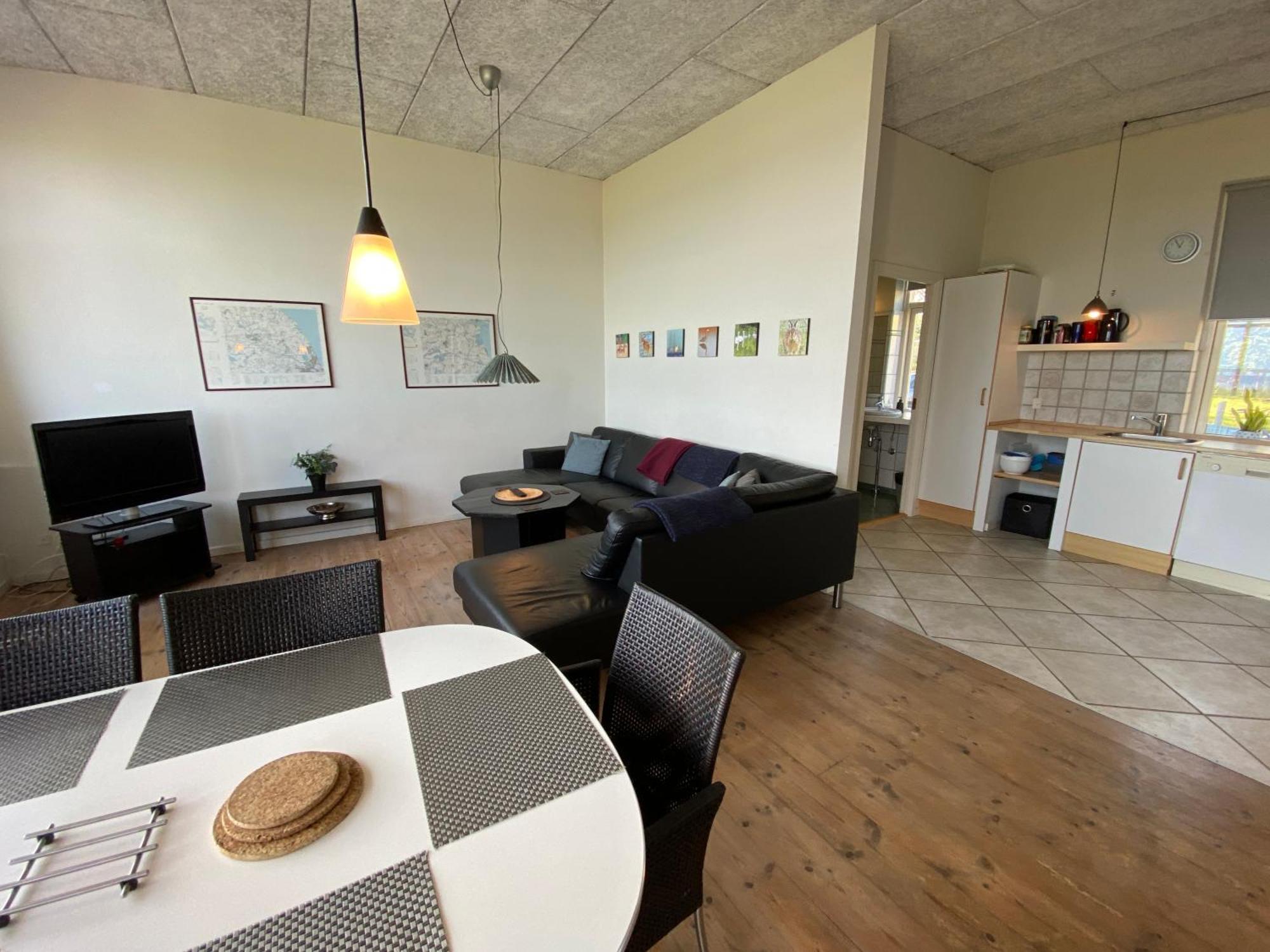 Skaerven Beachfront Apartments And Cottage Nyborg Exterior photo